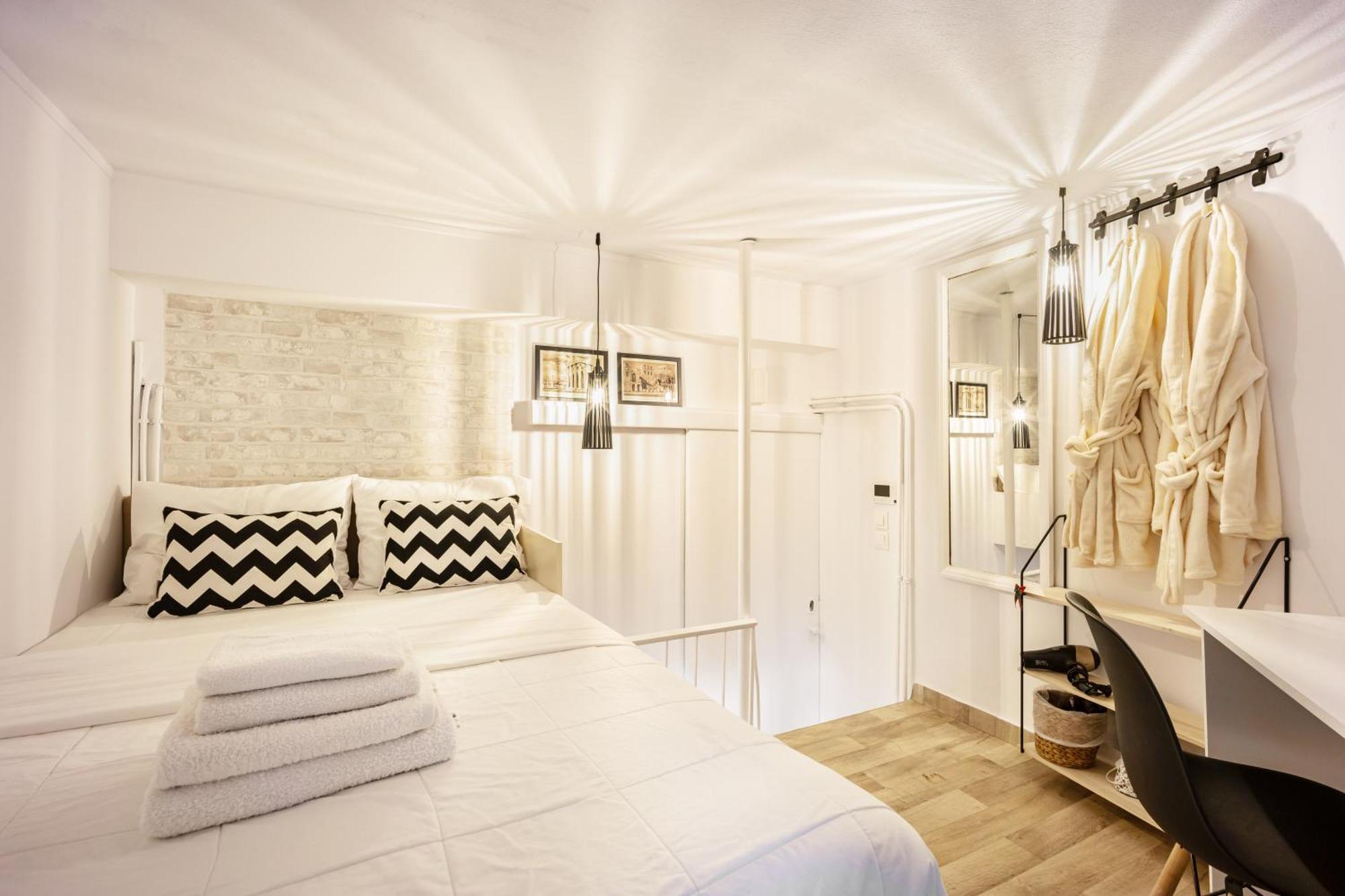 Acropolis Elegant Maisonette By Lodgespot Athen Exterior foto